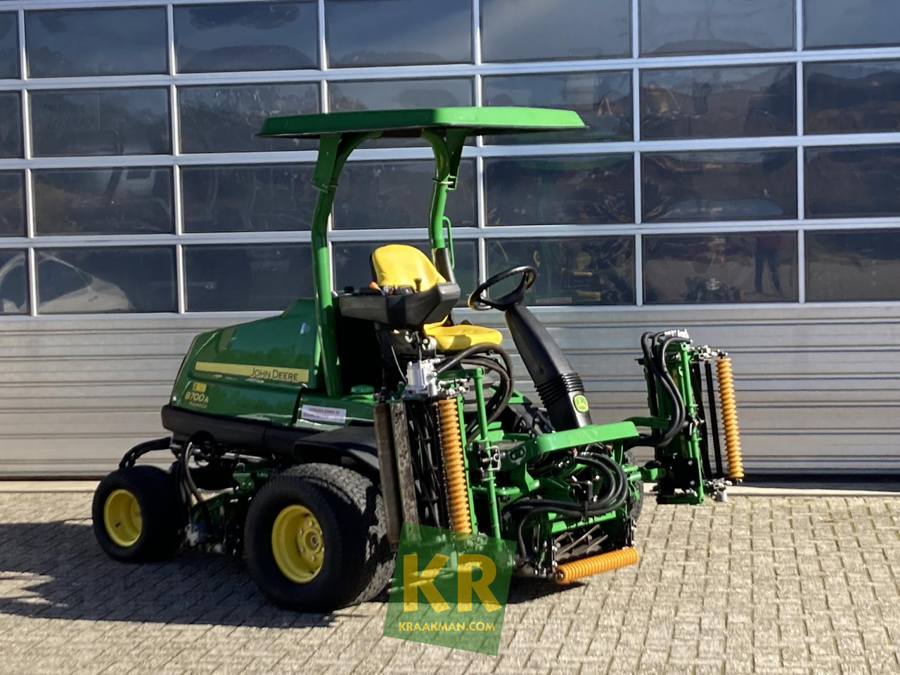 8700A PRECISIONCUT John Deere - Baštenska kosačica: slika 1 8700A PRECISIONCUT John Deere - Baštenska kosačica: slika 1