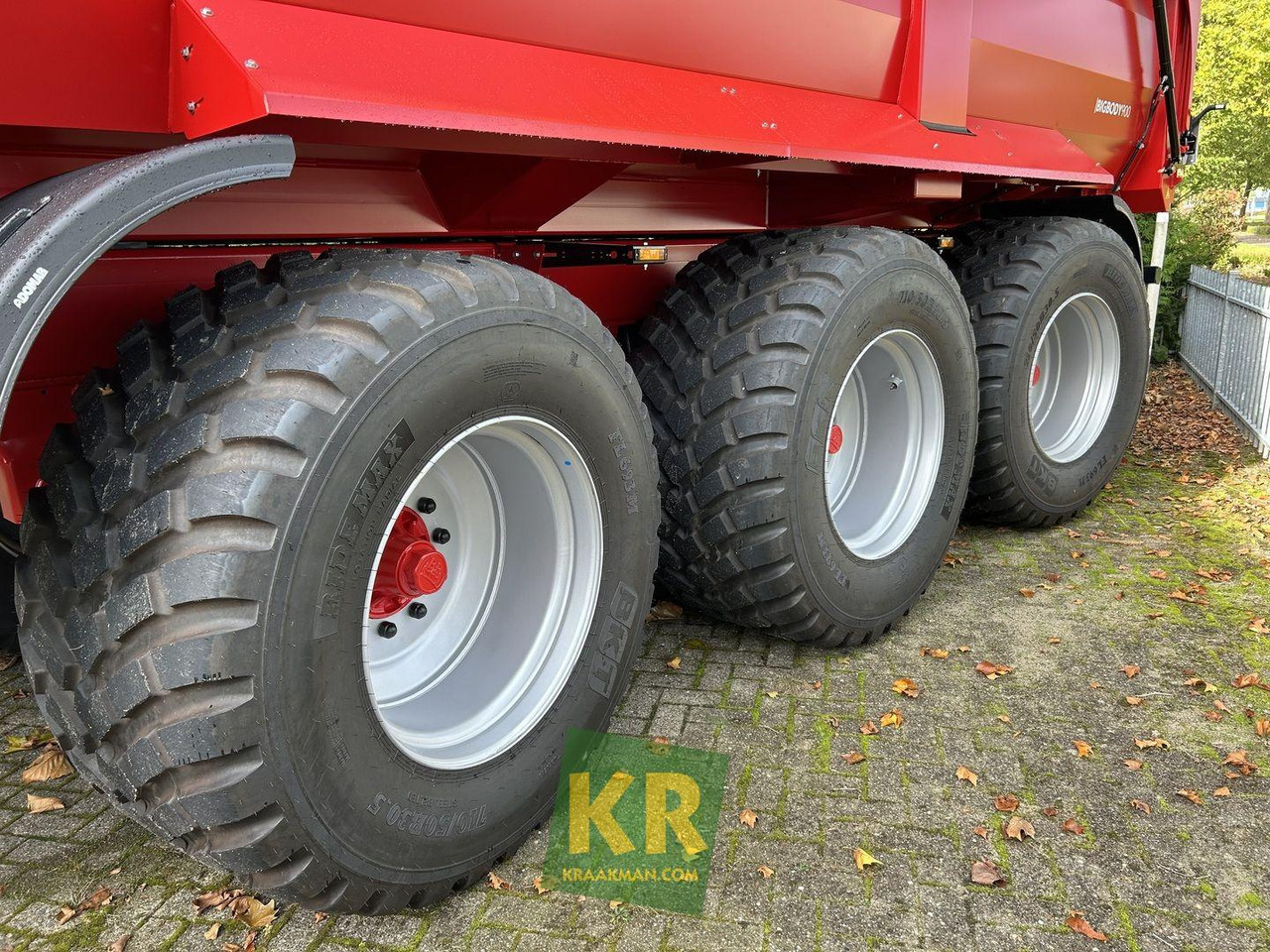 BIG BODY 900 Krampe - Traktorska prikolica za farmu/ Kiper: slika 4 BIG BODY 900 Krampe - Traktorska prikolica za farmu/ Kiper: slika 4