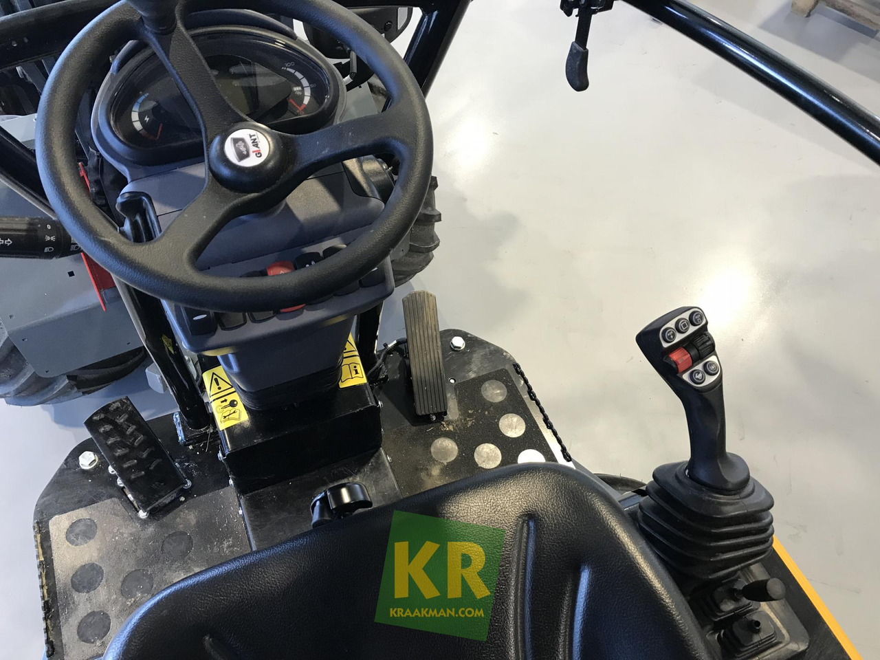 Lizing G2200E Giant G2200E Giant: slika 9 Lizing G2200E Giant G2200E Giant: slika 9