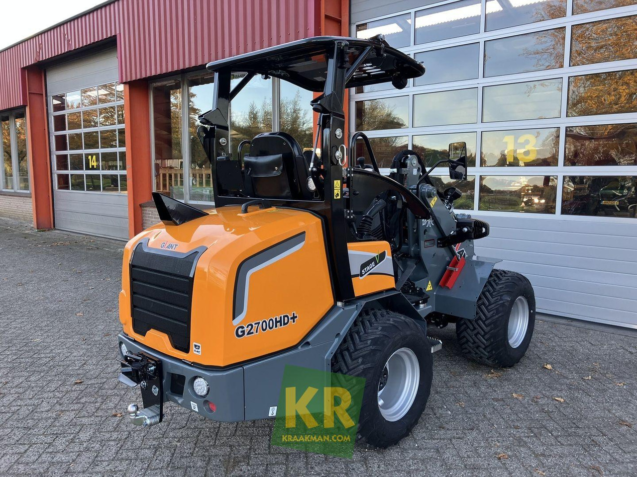 G2700 HD+ Giant - Zglobni utovarivač: slika 4 G2700 HD+ Giant - Zglobni utovarivač: slika 4