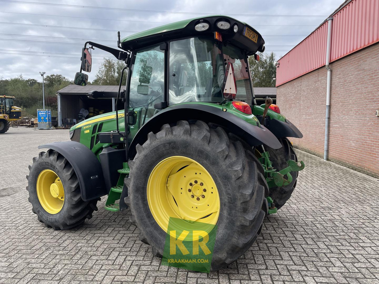 John Deere 5090R - Traktor: slika 2 John Deere 5090R - Traktor: slika 2