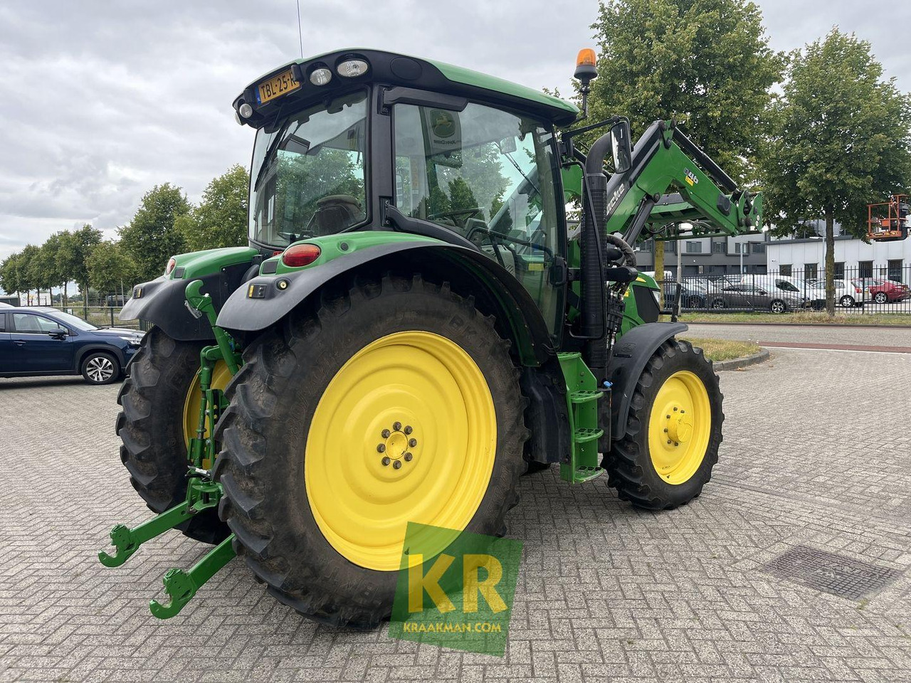 Traktor John Deere 6115R: slika 6