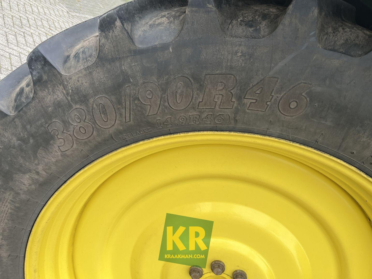 Traktor John Deere 6115R: slika 15