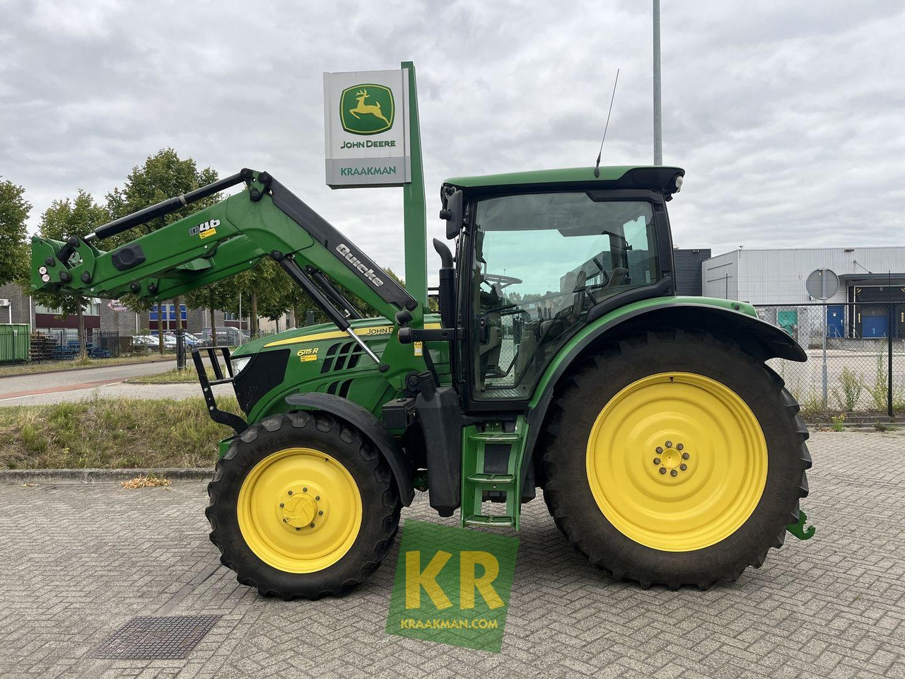 Traktor John Deere 6115R: slika 16