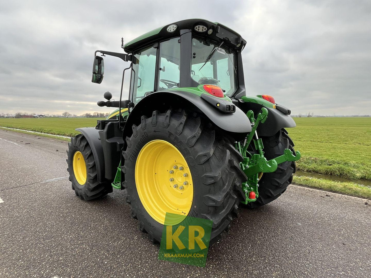 John Deere 6120M - Traktor: slika 3 John Deere 6120M - Traktor: slika 3