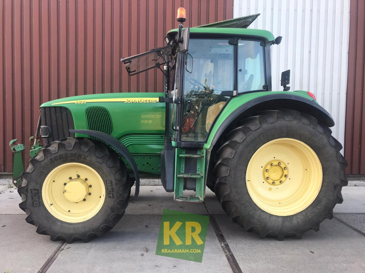 John Deere 6620 - Traktor: slika 2 John Deere 6620 - Traktor: slika 2