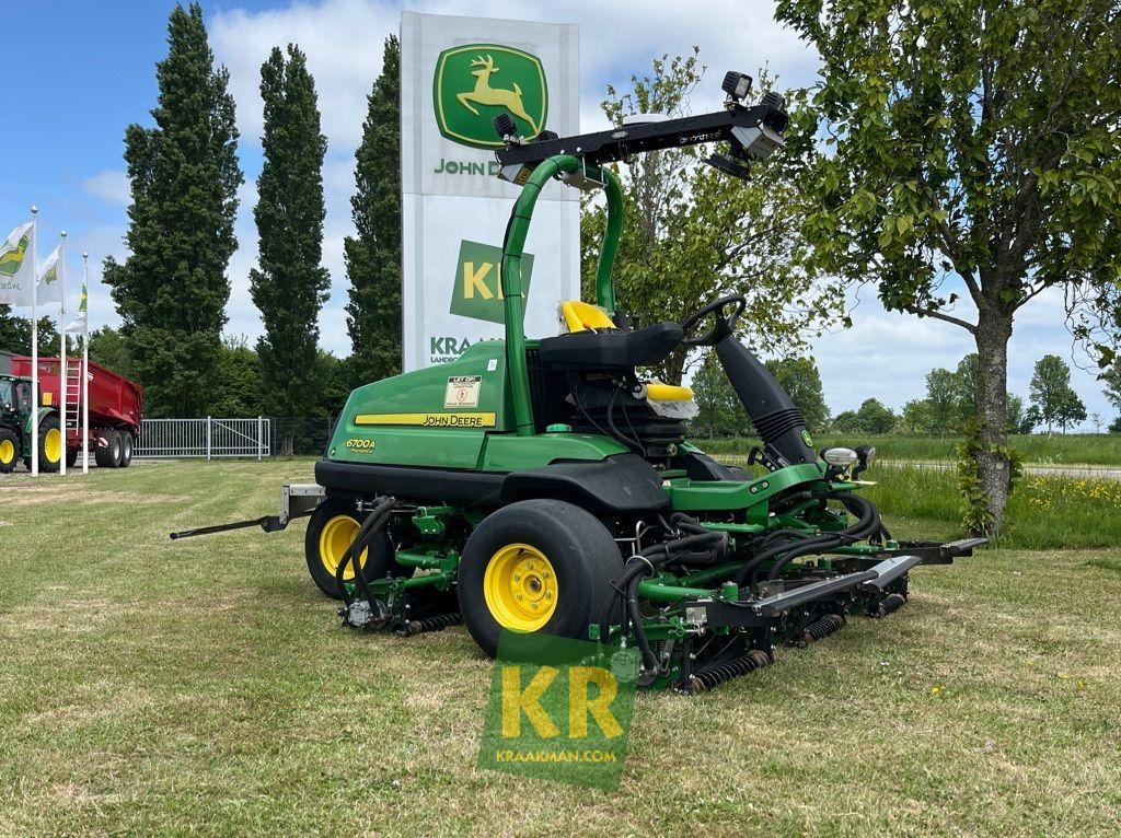 John Deere 6700A - Baštenska kosačica: slika 1 John Deere 6700A - Baštenska kosačica: slika 1