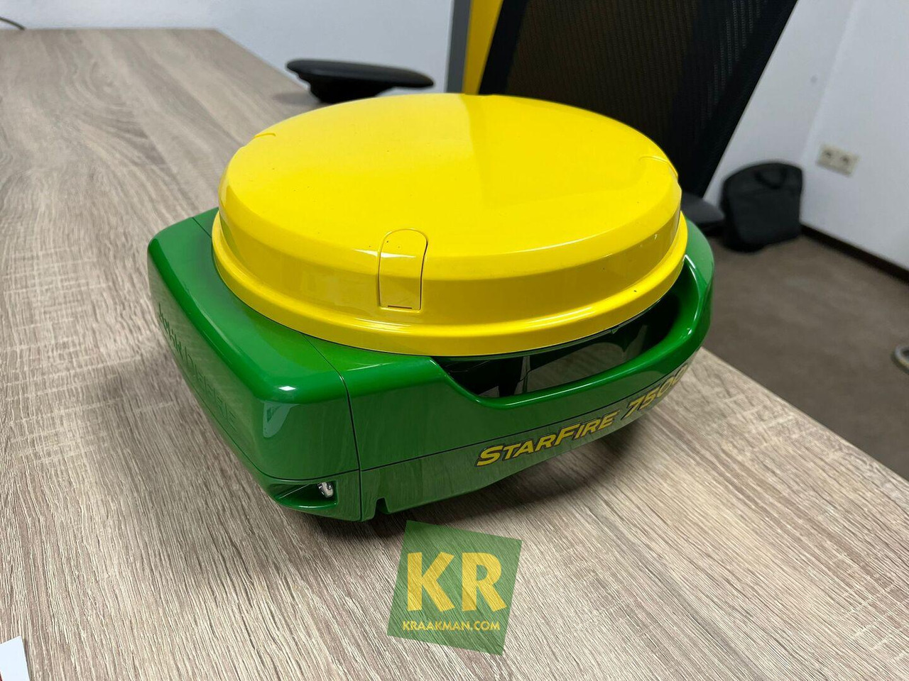 John Deere STARFIRE 7500 RECEIVER - Sistem za navigaciju: slika 3 John Deere STARFIRE 7500 RECEIVER - Sistem za navigaciju: slika 3