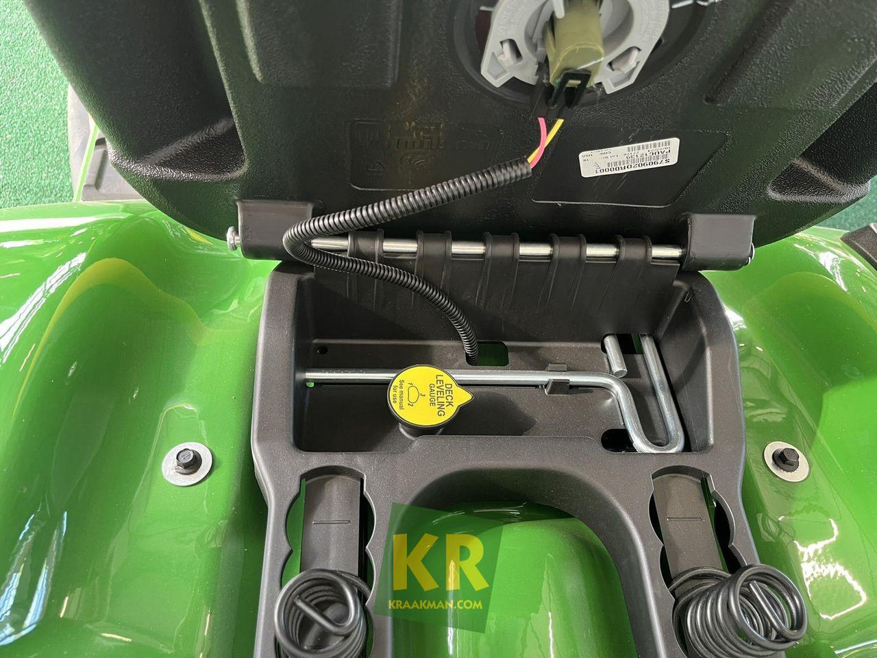 John Deere X350R - Baštenska kosačica: slika 5 John Deere X350R - Baštenska kosačica: slika 5