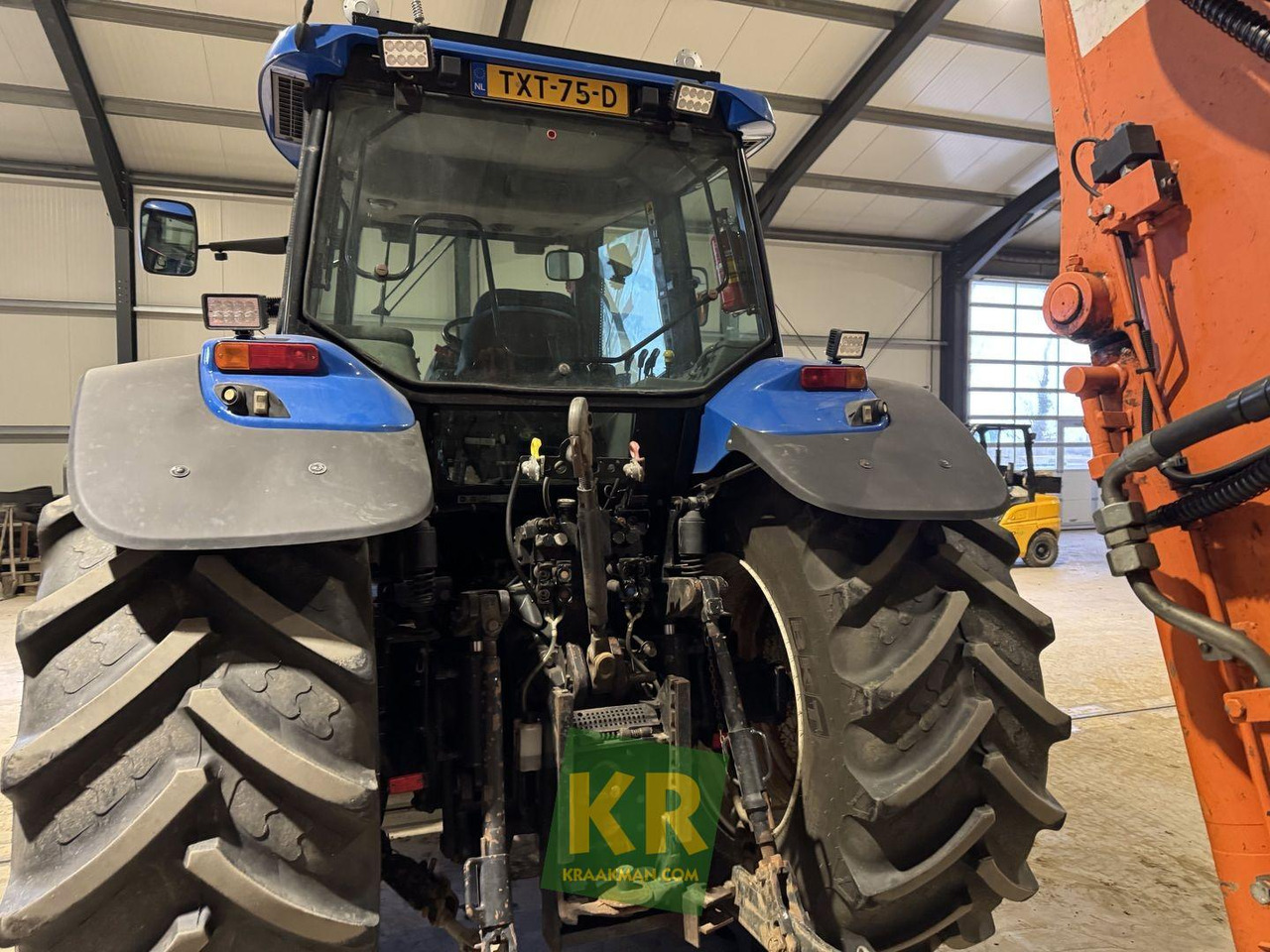 Traktor TM190 New Holland: slika 7