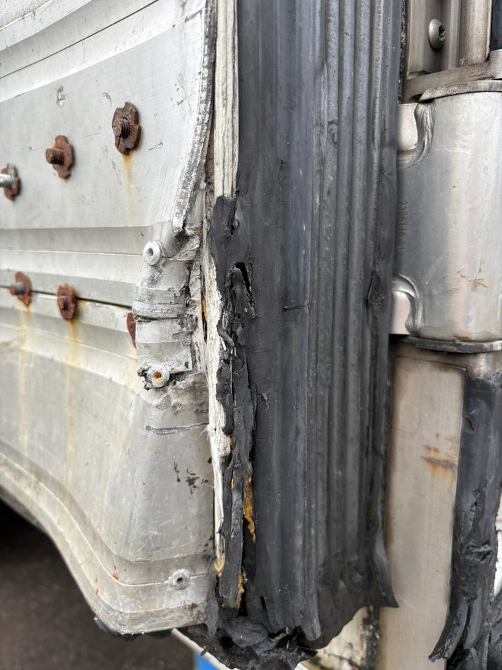 Poluprikolica hladnjače Chereau 2015 Vector 1950MT – JST102: slika 17