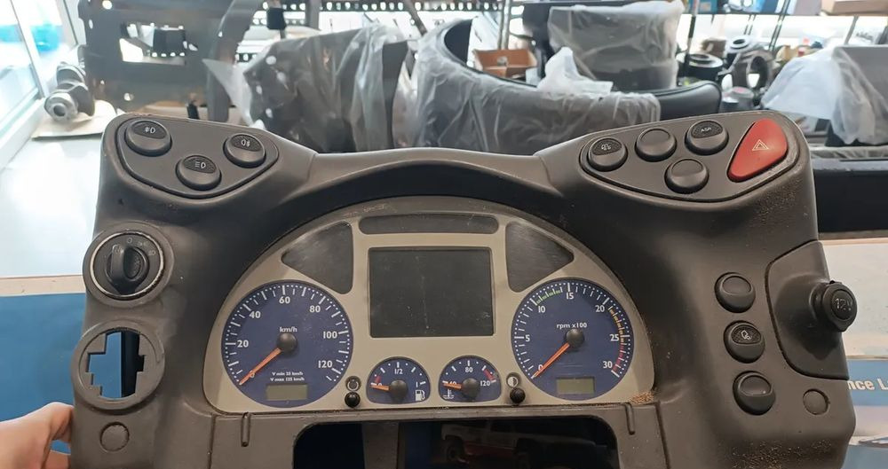 Zegary Licznik IVECO STRALIS 504025356 - Električni sistem za Kamion: slika 1 Zegary Licznik IVECO STRALIS 504025356 - Električni sistem za Kamion: slika 1