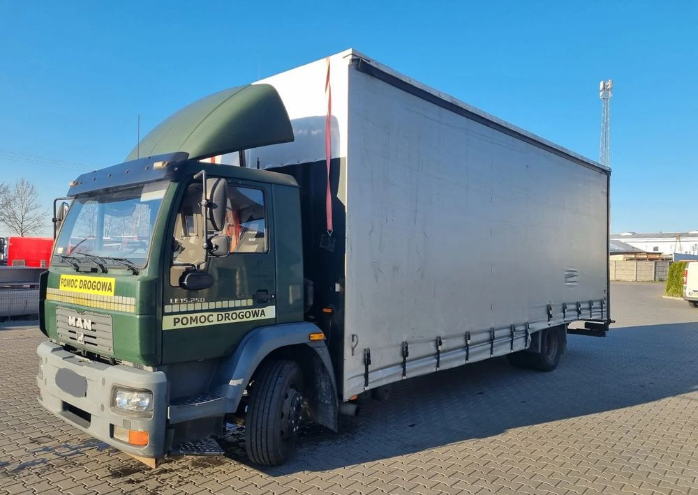 MAN LE 15 220 - Šlep vozilo: slika 1 MAN LE 15 220 - Šlep vozilo: slika 1