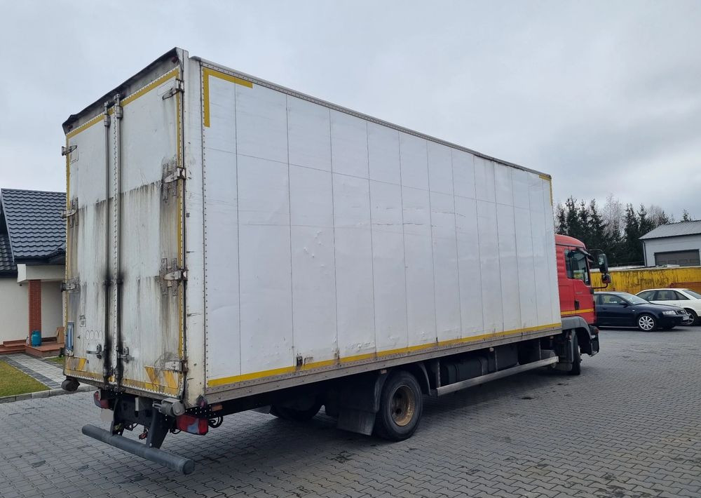 MAN TGL 12 220 - Kamion sa zatvorenim sandukom: slika 3 MAN TGL 12 220 - Kamion sa zatvorenim sandukom: slika 3