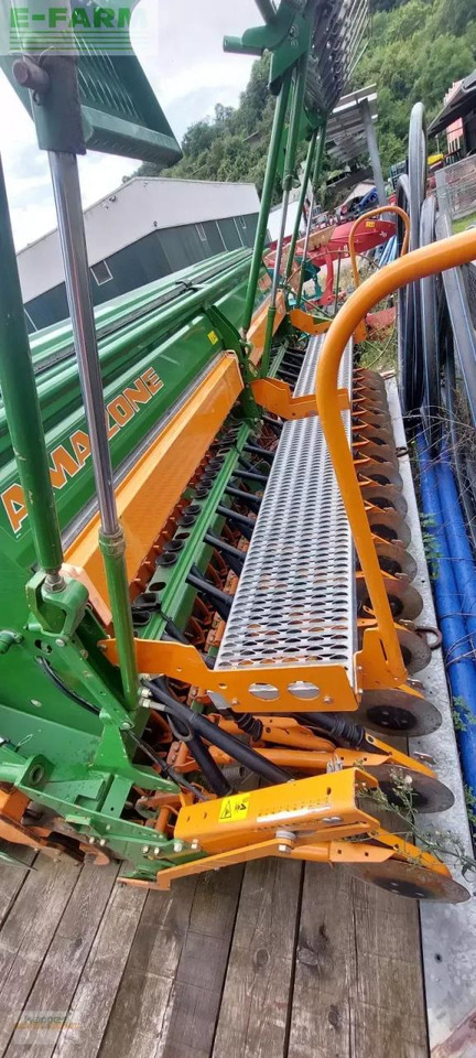 Amazone ke 403 + ad 403 - Kombinovana mašina za setvu: slika 4 Amazone ke 403 + ad 403 - Kombinovana mašina za setvu: slika 4