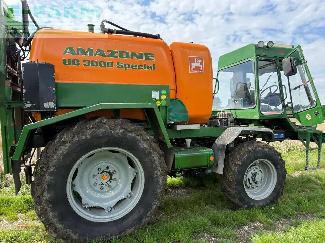 Amazone zetor - amazone rp6-018 selbstfahrer - Vučena prskalica: slika 4 Amazone zetor - amazone rp6-018 selbstfahrer - Vučena prskalica: slika 4
