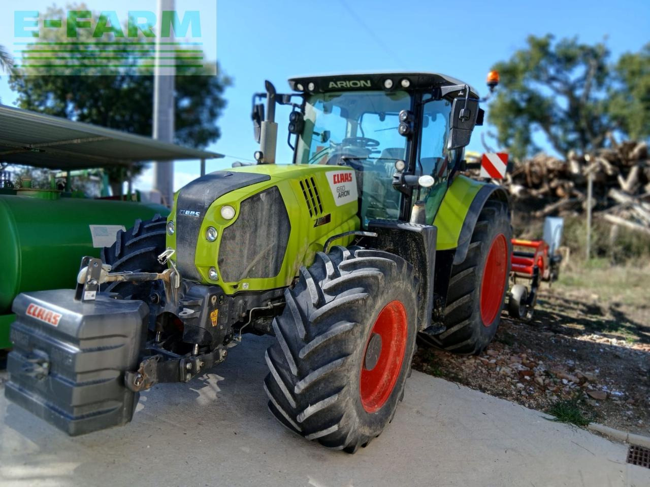 CLAAS ARION 660 St4 CMATIC - Traktor: slika 1 CLAAS ARION 660 St4 CMATIC - Traktor: slika 1