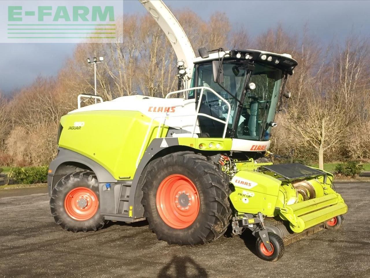 CLAAS JAGUAR 950 4WD - Kombajn za stočnu hranu: slika 1 CLAAS JAGUAR 950 4WD - Kombajn za stočnu hranu: slika 1