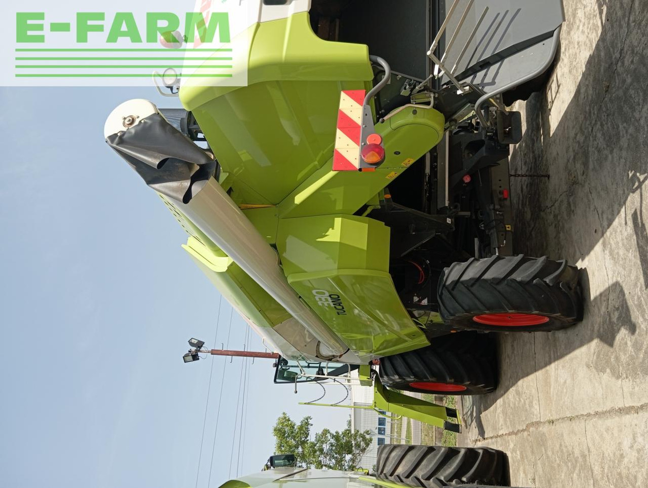 CLAAS Tucano 330 - Kombinovani kombajn: slika 3 CLAAS Tucano 330 - Kombinovani kombajn: slika 3