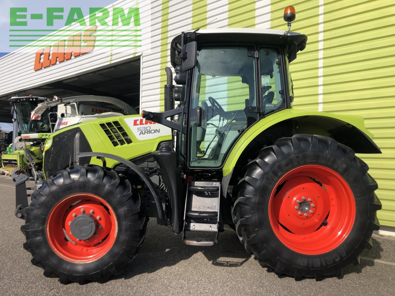 CLAAS arion 530 t4i (a34/105) - Traktor: slika 2 CLAAS arion 530 t4i (a34/105) - Traktor: slika 2