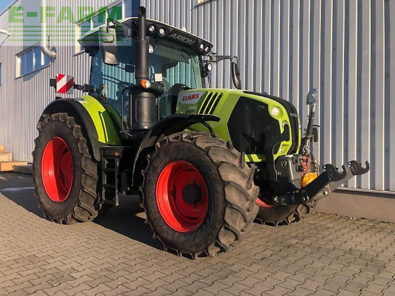 CLAAS arion 550 cm cis+ CIS - Traktor: slika 1 CLAAS arion 550 cm cis+ CIS - Traktor: slika 1