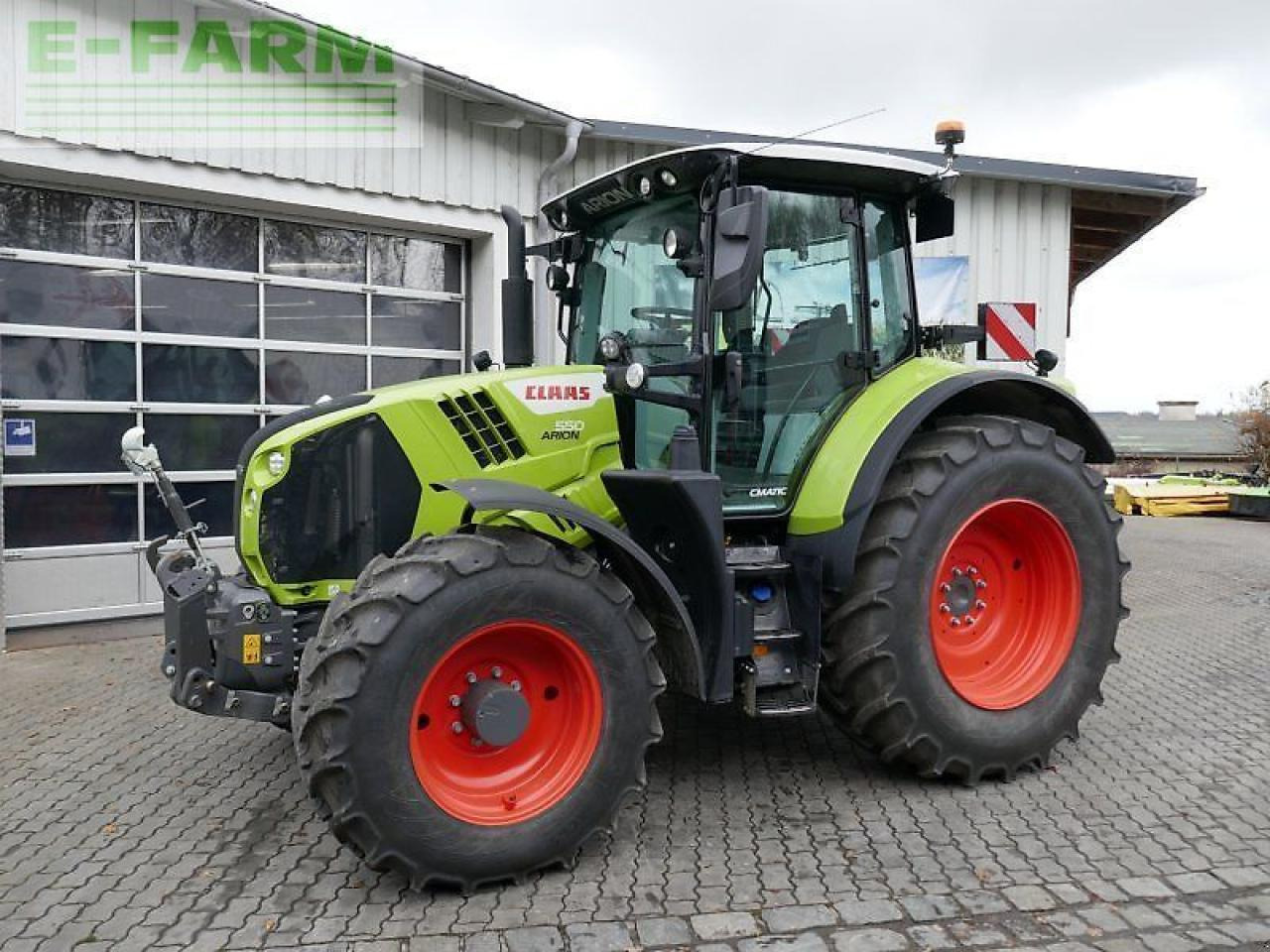 CLAAS arion 550 cmatic cebis CMATIC CEBIS - Traktor: slika 1 CLAAS arion 550 cmatic cebis CMATIC CEBIS - Traktor: slika 1