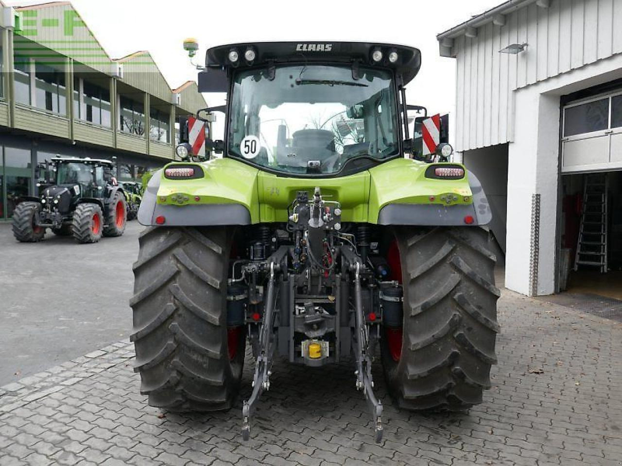 CLAAS arion 550 cmatic cebis CMATIC CEBIS - Traktor: slika 4 CLAAS arion 550 cmatic cebis CMATIC CEBIS - Traktor: slika 4