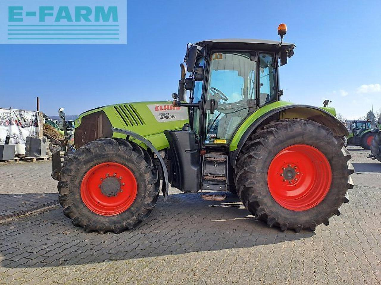 CLAAS arion 650 t4i - Traktor: slika 1 CLAAS arion 650 t4i - Traktor: slika 1