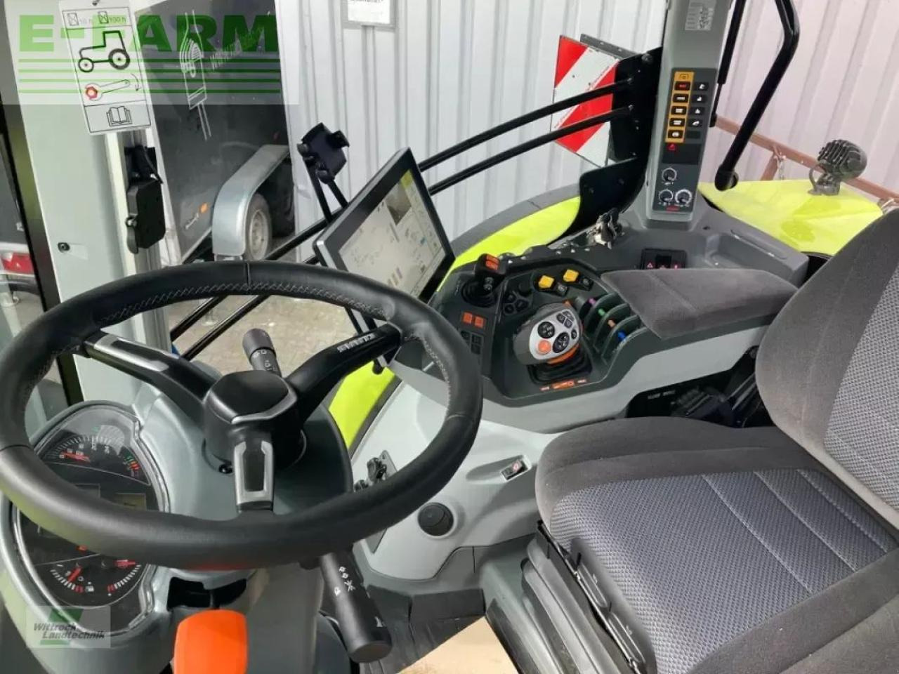 CLAAS arion 660 cmatic - Traktor: slika 4 CLAAS arion 660 cmatic - Traktor: slika 4
