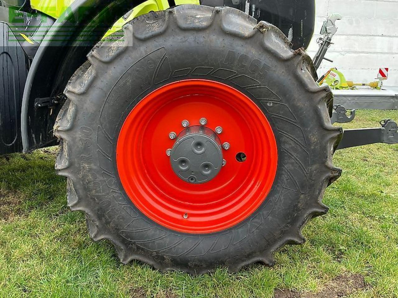 Traktor CLAAS axion 800: slika 11