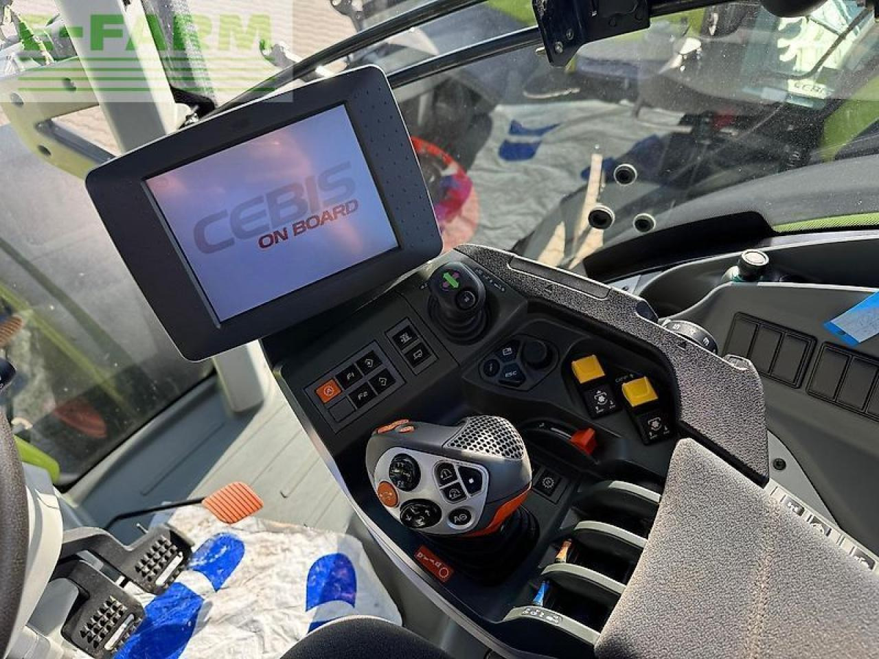 Traktor CLAAS axion 810 cebis hexa-shift: slika 8