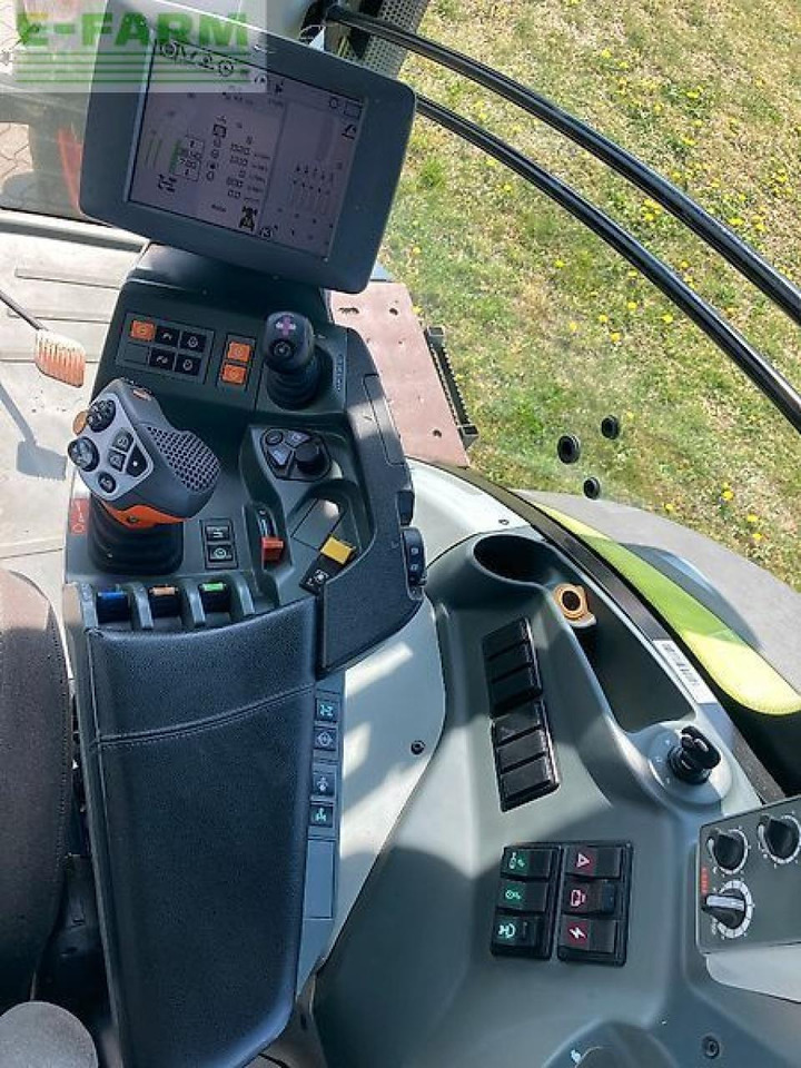 Traktor CLAAS axion 830 cmatic CMATIC: slika 11 Traktor CLAAS axion 830 cmatic CMATIC: slika 11