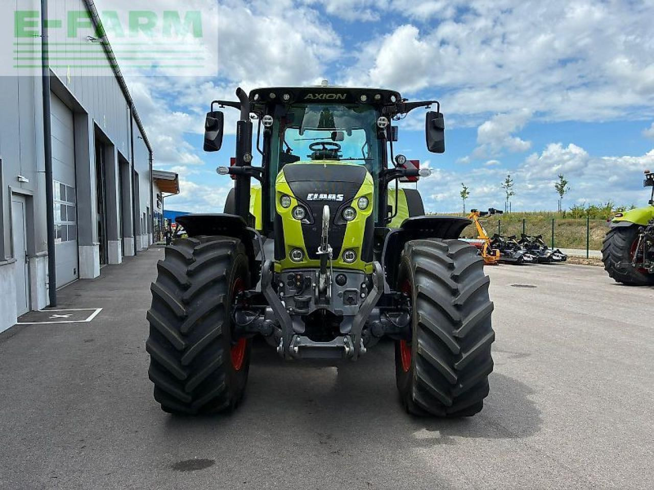 CLAAS axion 830 cmatic cebis CMATIC CEBIS - Traktor: slika 4 CLAAS axion 830 cmatic cebis CMATIC CEBIS - Traktor: slika 4