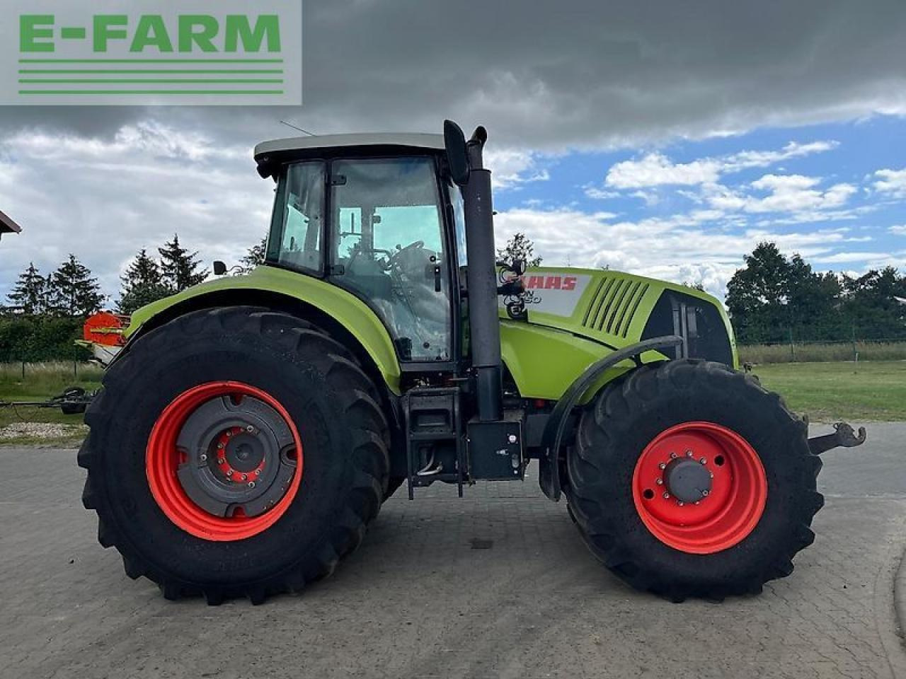 CLAAS axion 850 cebis - Traktor: slika 4 CLAAS axion 850 cebis - Traktor: slika 4