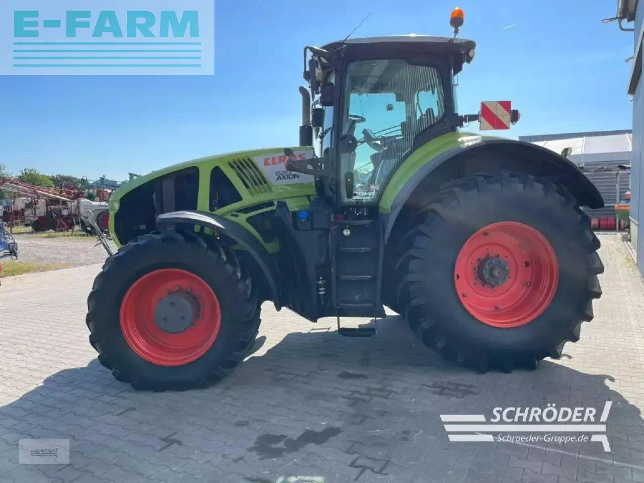 CLAAS axion 920 cmatic - Traktor: slika 4 CLAAS axion 920 cmatic - Traktor: slika 4