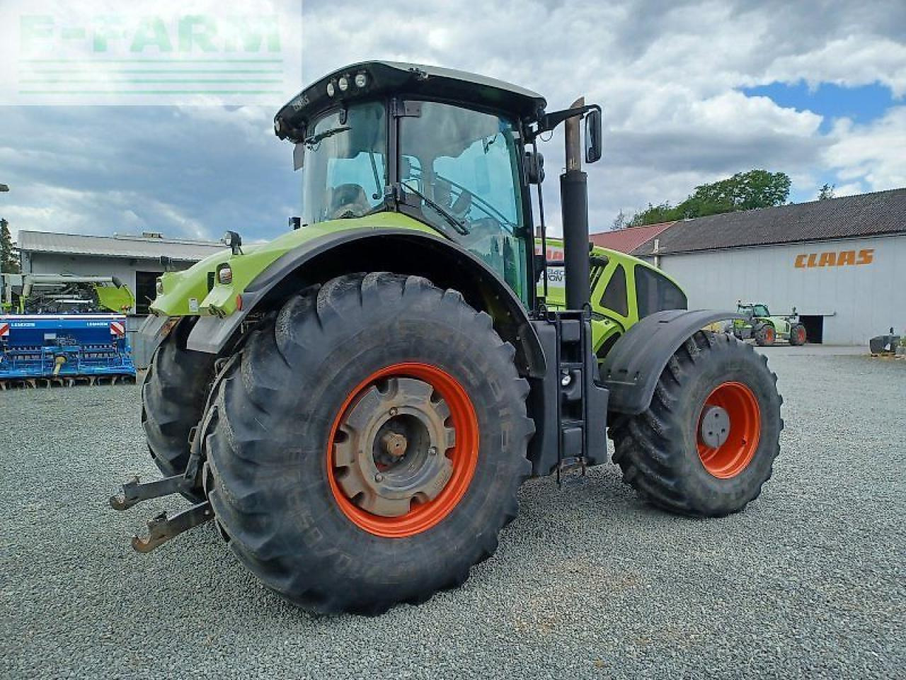 CLAAS axion 940 c-matic - Traktor: slika 4 CLAAS axion 940 c-matic - Traktor: slika 4