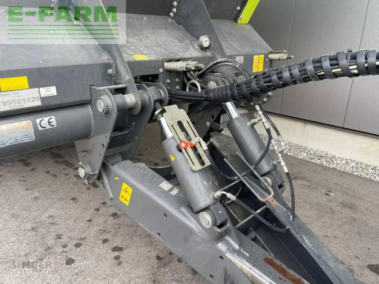 CLAAS cargos 750 - Traktorska prikolica za farmu/ Kiper: slika 4 CLAAS cargos 750 - Traktorska prikolica za farmu/ Kiper: slika 4