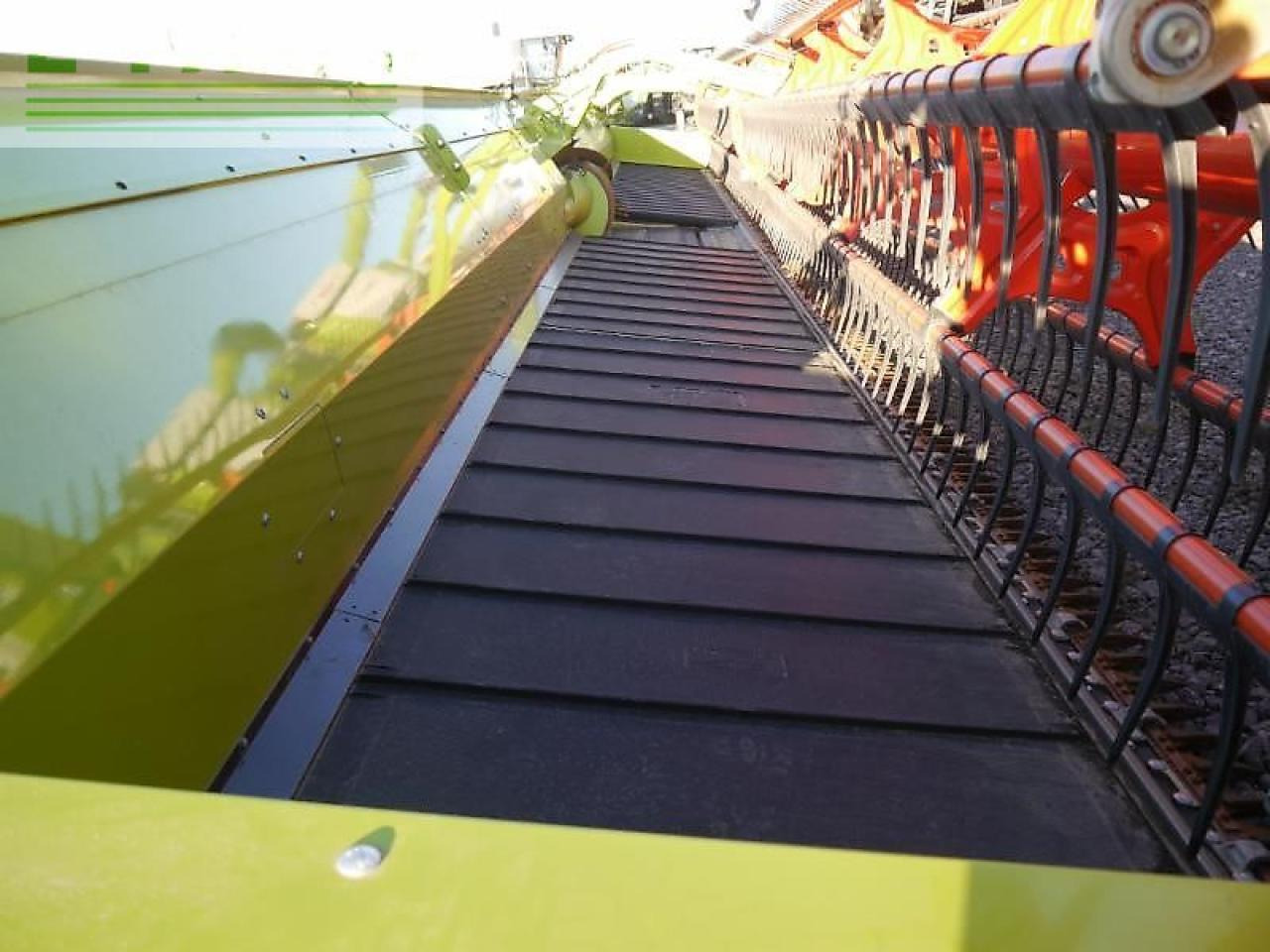 CLAAS convio 1380 - Prednji deo kombajna: slika 5 CLAAS convio 1380 - Prednji deo kombajna: slika 5