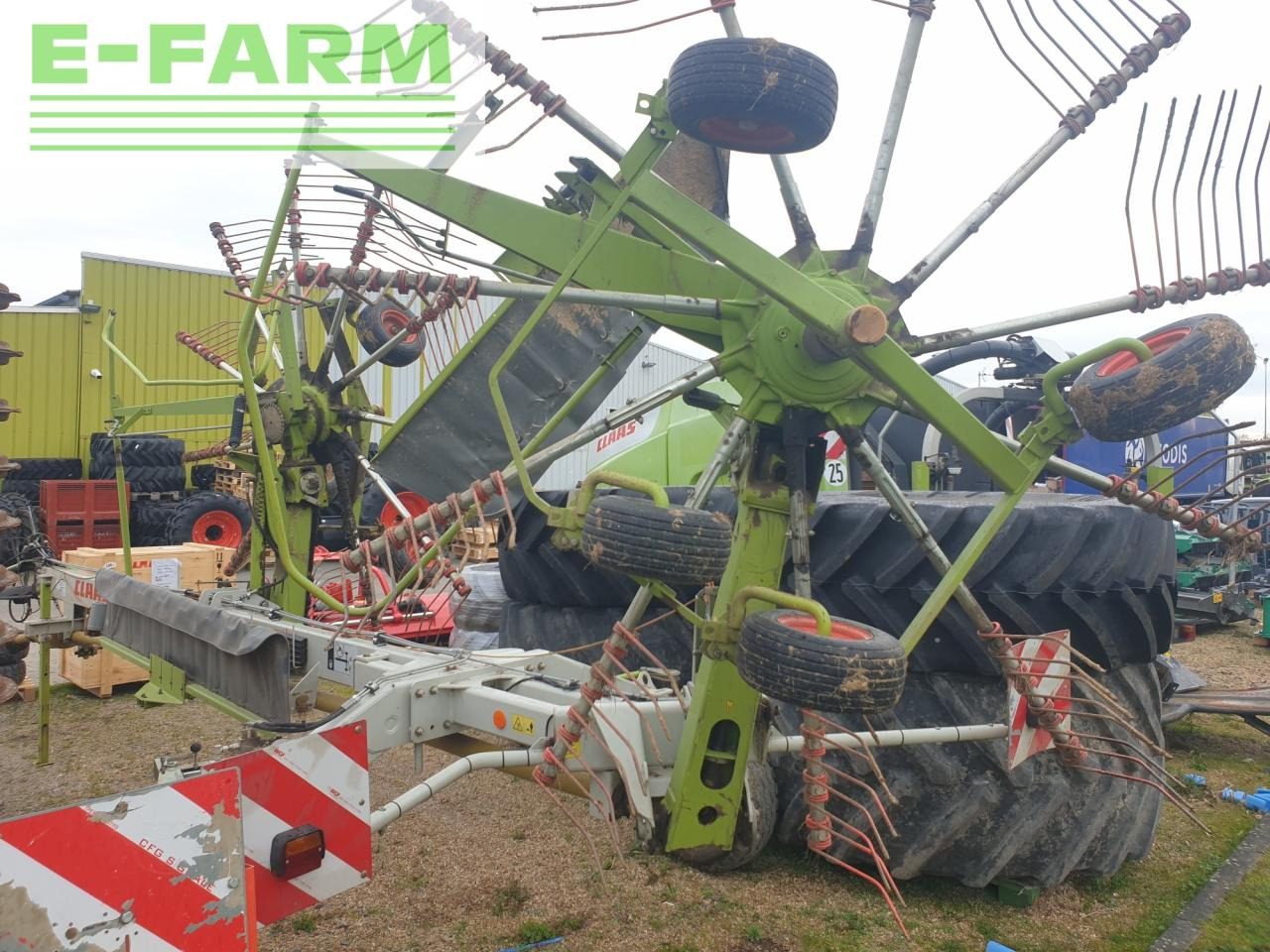 CLAAS liner 1250 profil - Prevrtač/ Grabuljač: slika 4 CLAAS liner 1250 profil - Prevrtač/ Grabuljač: slika 4