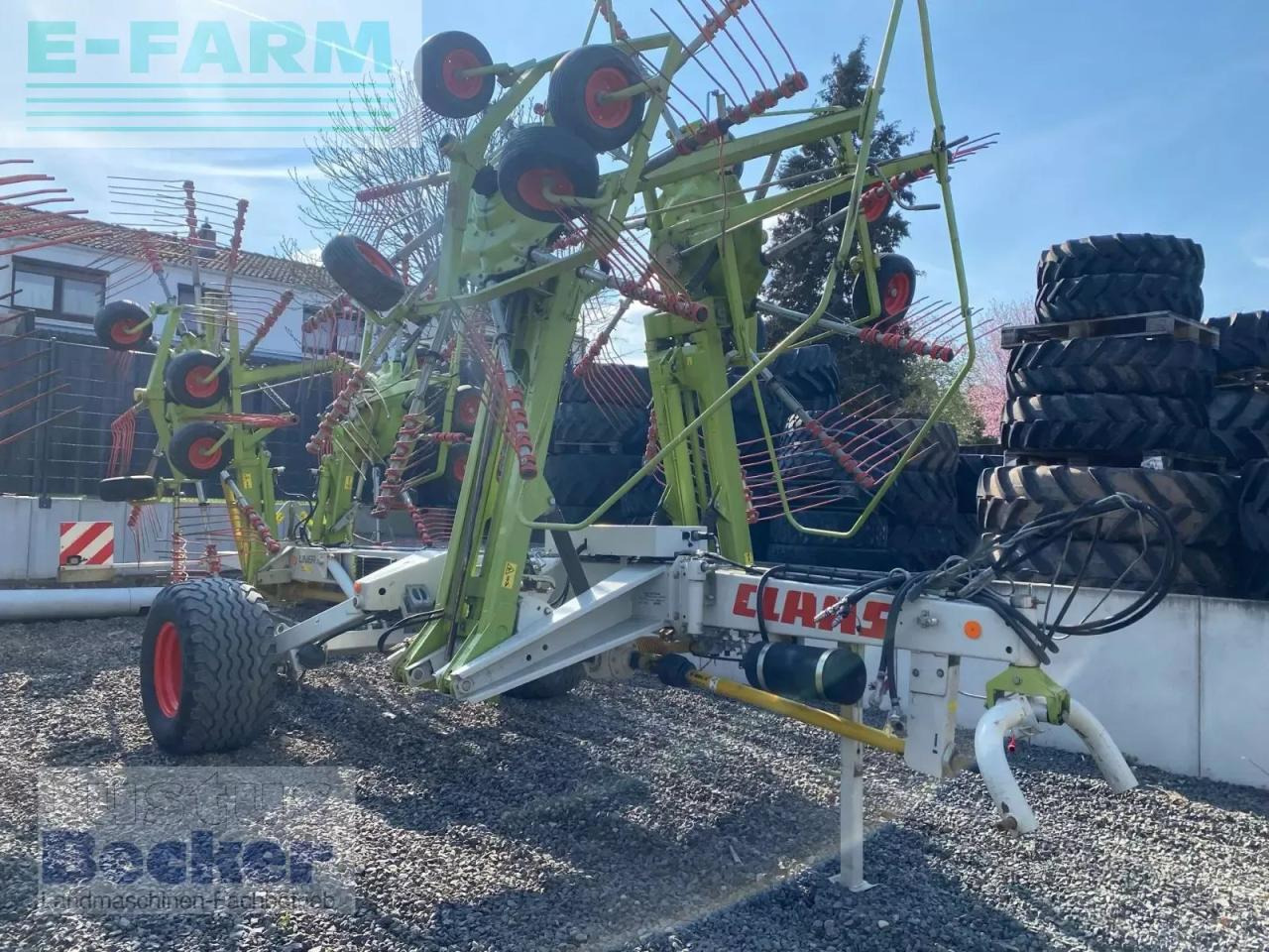 CLAAS liner 3000 - Prevrtač/ Grabuljač: slika 1 CLAAS liner 3000 - Prevrtač/ Grabuljač: slika 1