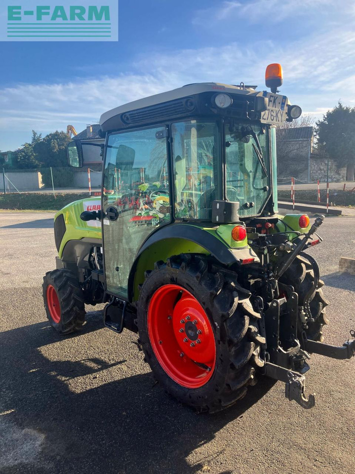 Traktor CLAAS nexos 220 ve cabine 4rm: slika 7