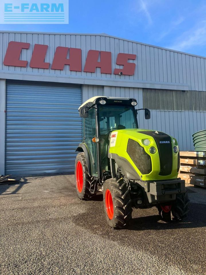 CLAAS nexos 220 ve cabine 4rm - Traktor: slika 1 CLAAS nexos 220 ve cabine 4rm - Traktor: slika 1