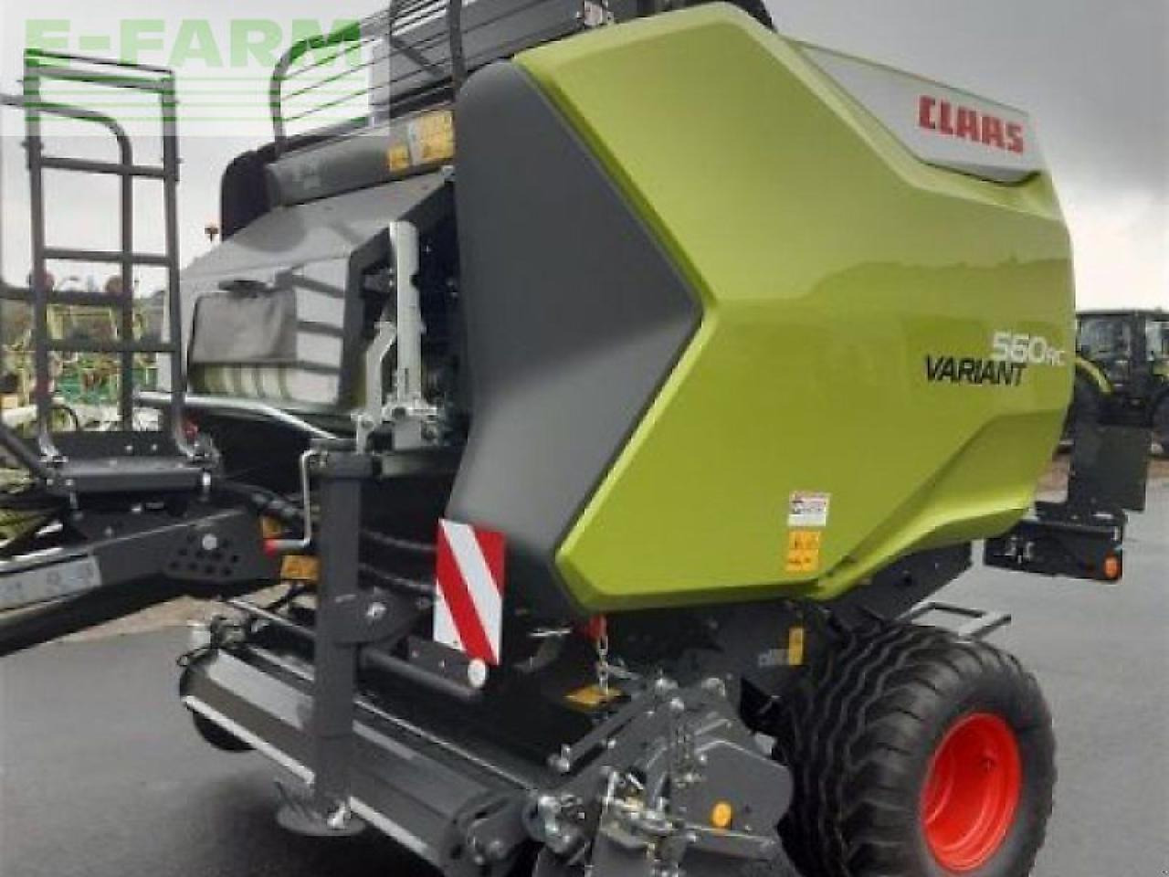 CLAAS presse variant 560 rc pro - Balirka za kockaste bale: slika 1 CLAAS presse variant 560 rc pro - Balirka za kockaste bale: slika 1