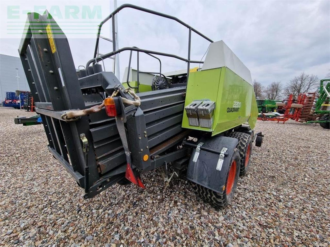 CLAAS quadrant 2200 756d - Balirka za kockaste bale: slika 5 CLAAS quadrant 2200 756d - Balirka za kockaste bale: slika 5