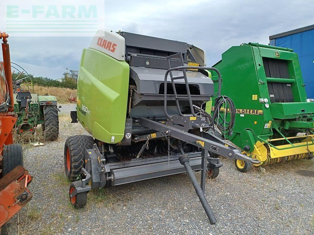 CLAAS variant 360 rc - Balirka za kockaste bale: slika 1 CLAAS variant 360 rc - Balirka za kockaste bale: slika 1