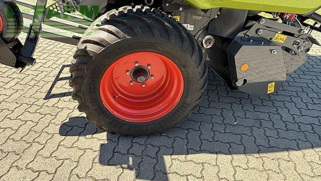 CLAAS variant 560 rc pro - Balirka za kockaste bale: slika 4 CLAAS variant 560 rc pro - Balirka za kockaste bale: slika 4