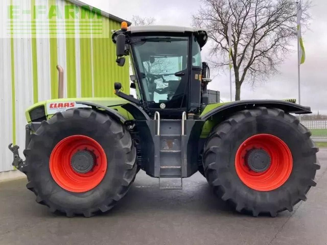 CLAAS xerion 3800 trac vc TRAC VC - Traktor: slika 5 CLAAS xerion 3800 trac vc TRAC VC - Traktor: slika 5