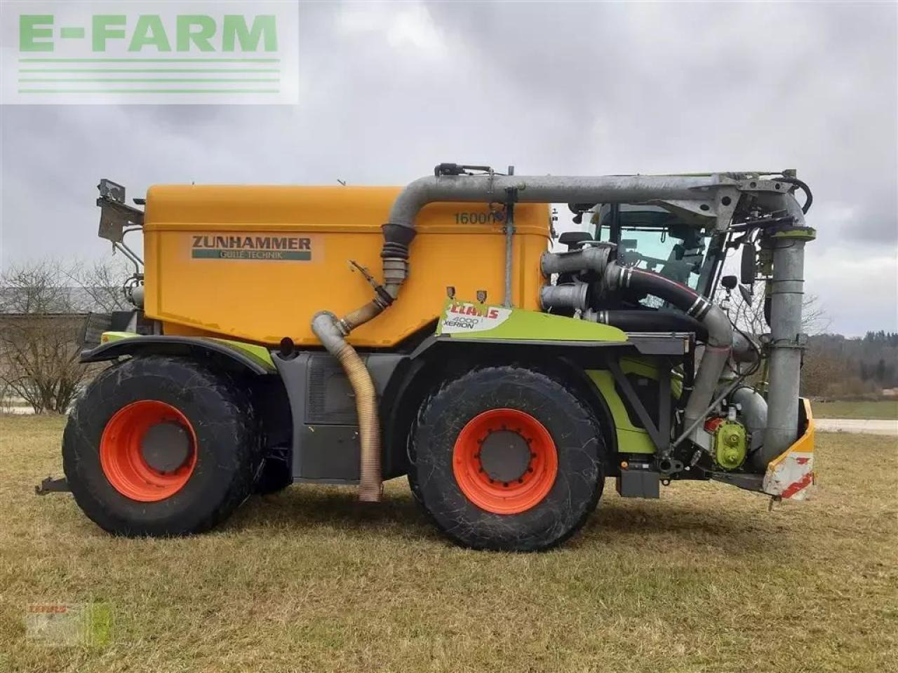 CLAAS xerion 4000 saddle trac SADDLE TRAC - Samostalna prskalica: slika 4 CLAAS xerion 4000 saddle trac SADDLE TRAC - Samostalna prskalica: slika 4