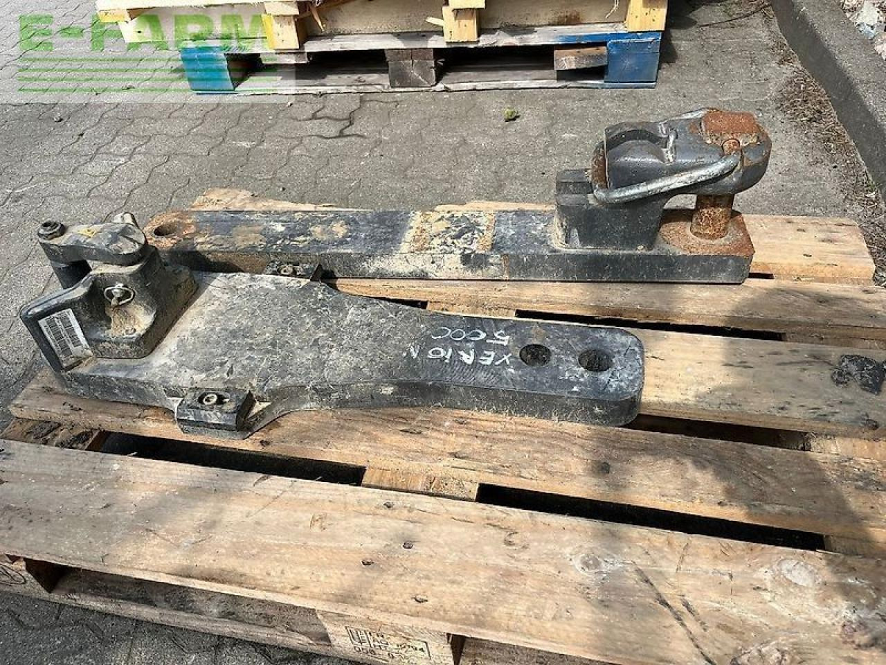 CLAAS xerion 5000 trac TRAC - Traktor: slika 4 CLAAS xerion 5000 trac TRAC - Traktor: slika 4