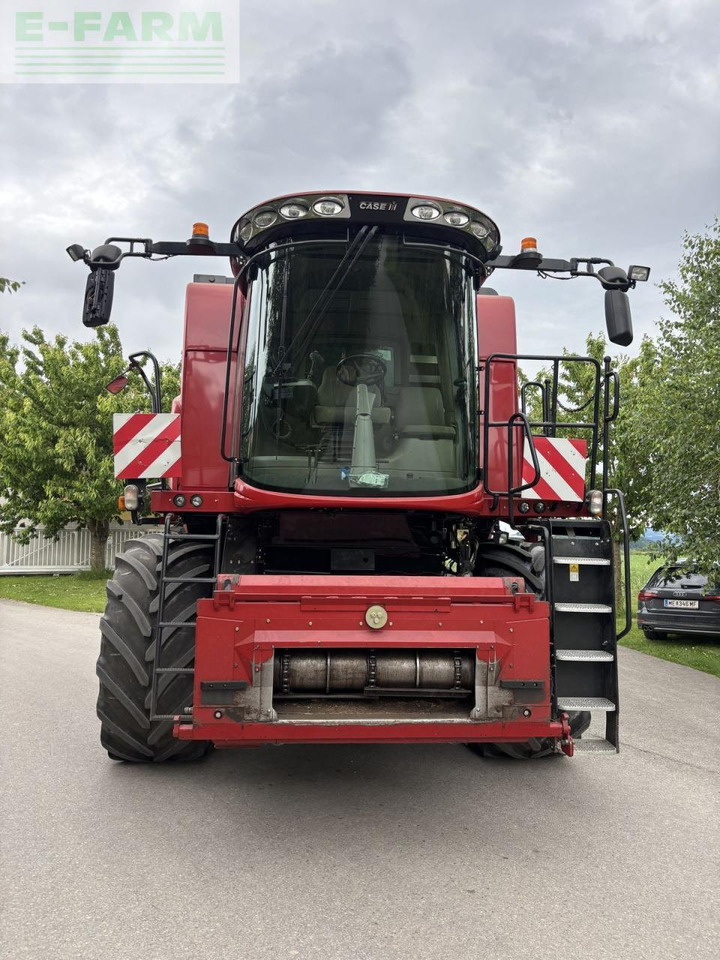 Case-IH axial-flow 6140 - Kombinovani kombajn: slika 1 Case-IH axial-flow 6140 - Kombinovani kombajn: slika 1